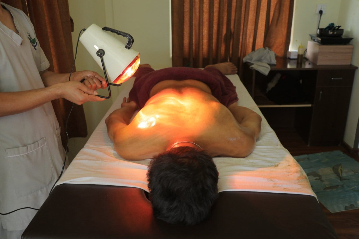 Chromotherapy (Infrared therapy)